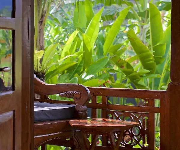 The Hidden Escapes Manggis- Lakeside With Pool, Sauna & Ice Bath
