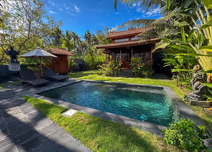The Hidden Escapes Manggis- Lakeside With Pool, Sauna & Ice Bath パダンバイ