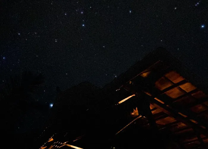 The Hidden Escapes Manggis- Lakeside With Pool, Sauna & Ice Bath パダンバイ