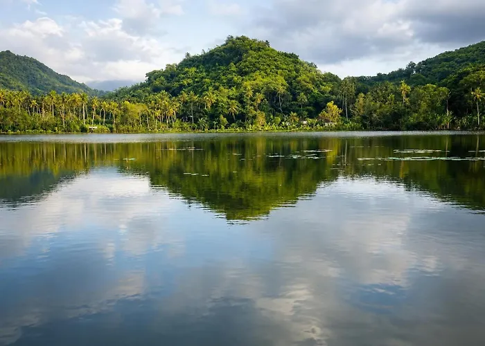 The Hidden Escapes Manggis- Lakeside With Pool, Sauna & Ice Bath * パダンバイ