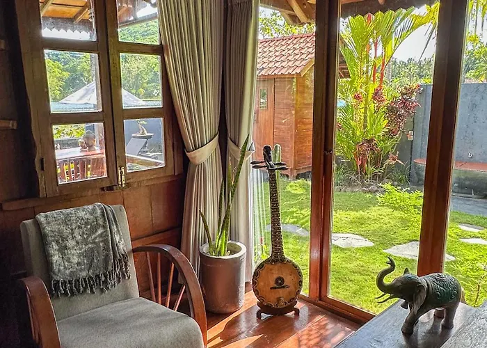 The Hidden Escapes Manggis- Lakeside With Pool, Sauna & Ice Bath パダンバイ