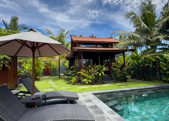 The Hidden Escapes Manggis- Lakeside With Pool, Sauna & Ice Bath * パダンバイ